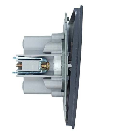 Panaica E05 միջանկյալ փոխանջատիչ 1 ստեղն / սև